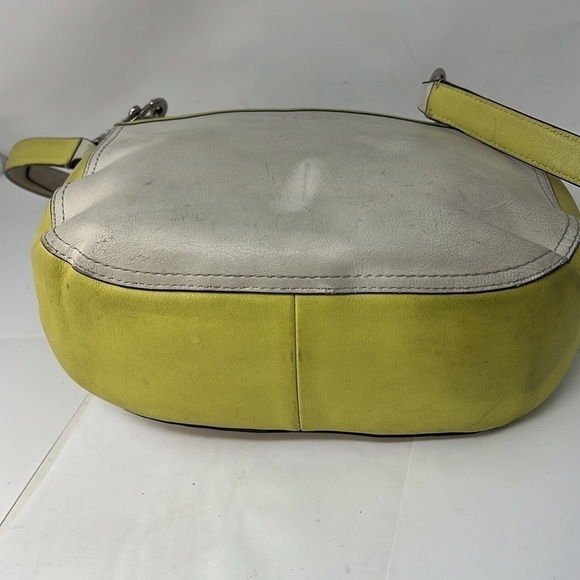 Coach Willis Cream & Lime Green Colorblocked Saddle Convertible Crossbody Bag - Picture 8 of 12